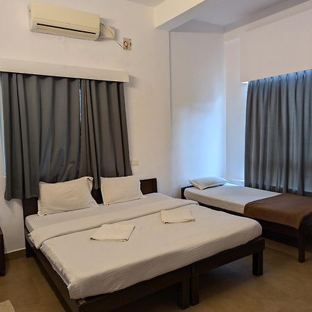 Hotel White Season Calangute Oda fotoğraf